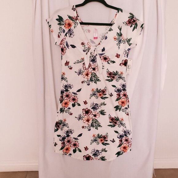 No Boundaries Dresses & Skirts - No Boundaries White Floral Stretchy Short Sleeve Youth Dress Size L (11-13)